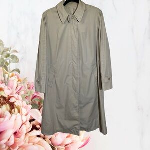 London Fog Trench Coat Tan Vintage Sz 14 Made in USA Large Pockets